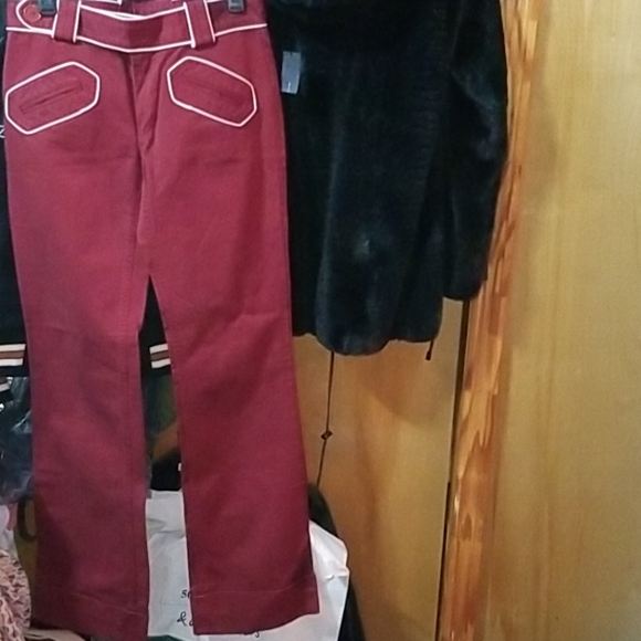 Marc Jacobs RN 103927 size 6 burgundy pants - Picture 2 of 14